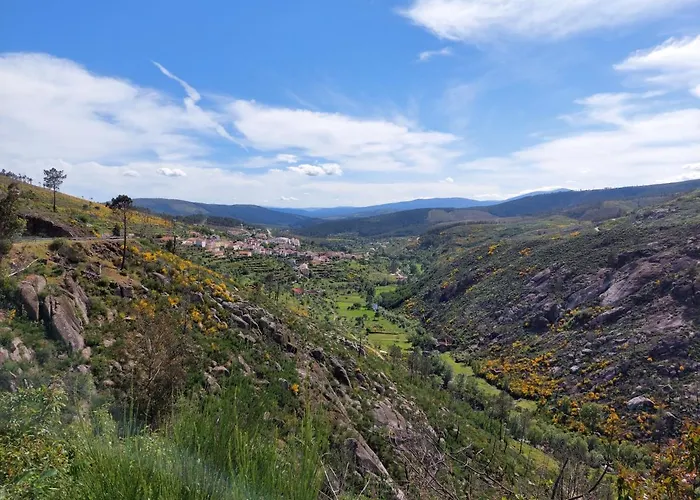 Casa Do Fundo Do Povo - Serra Da Estrela