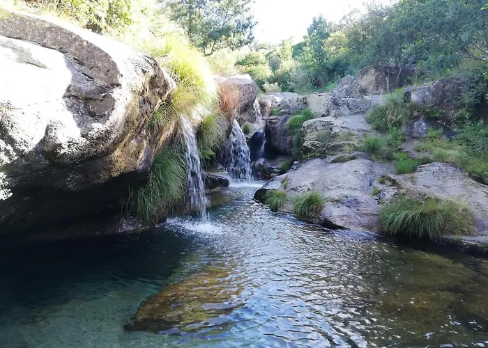 Casa Do Fundo Do Povo - Serra Da Estrela