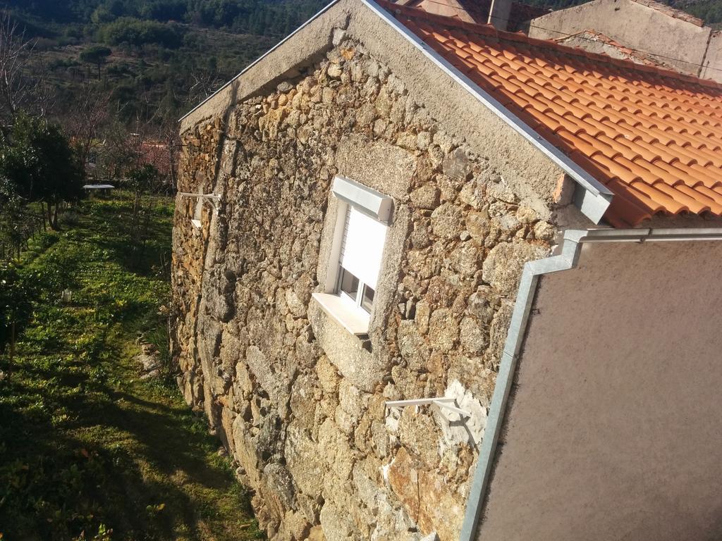 Casa Do Fundo Do Povo - Serra Da Estrela
